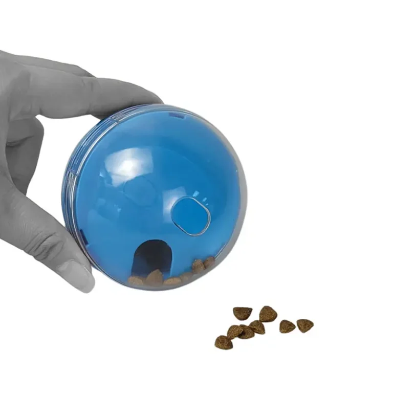 slow-feeder-ball-detail-1